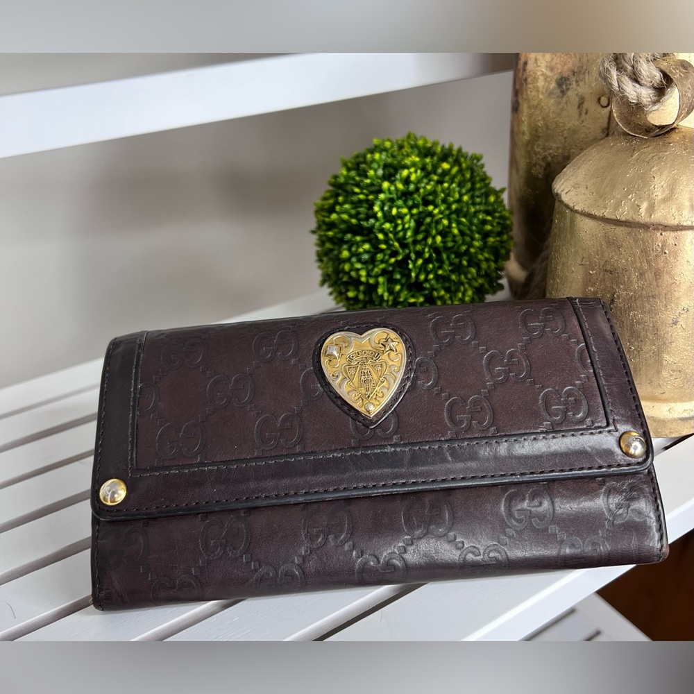 100% authentic Authentic Gucci GG Dark Brown Long Wallet